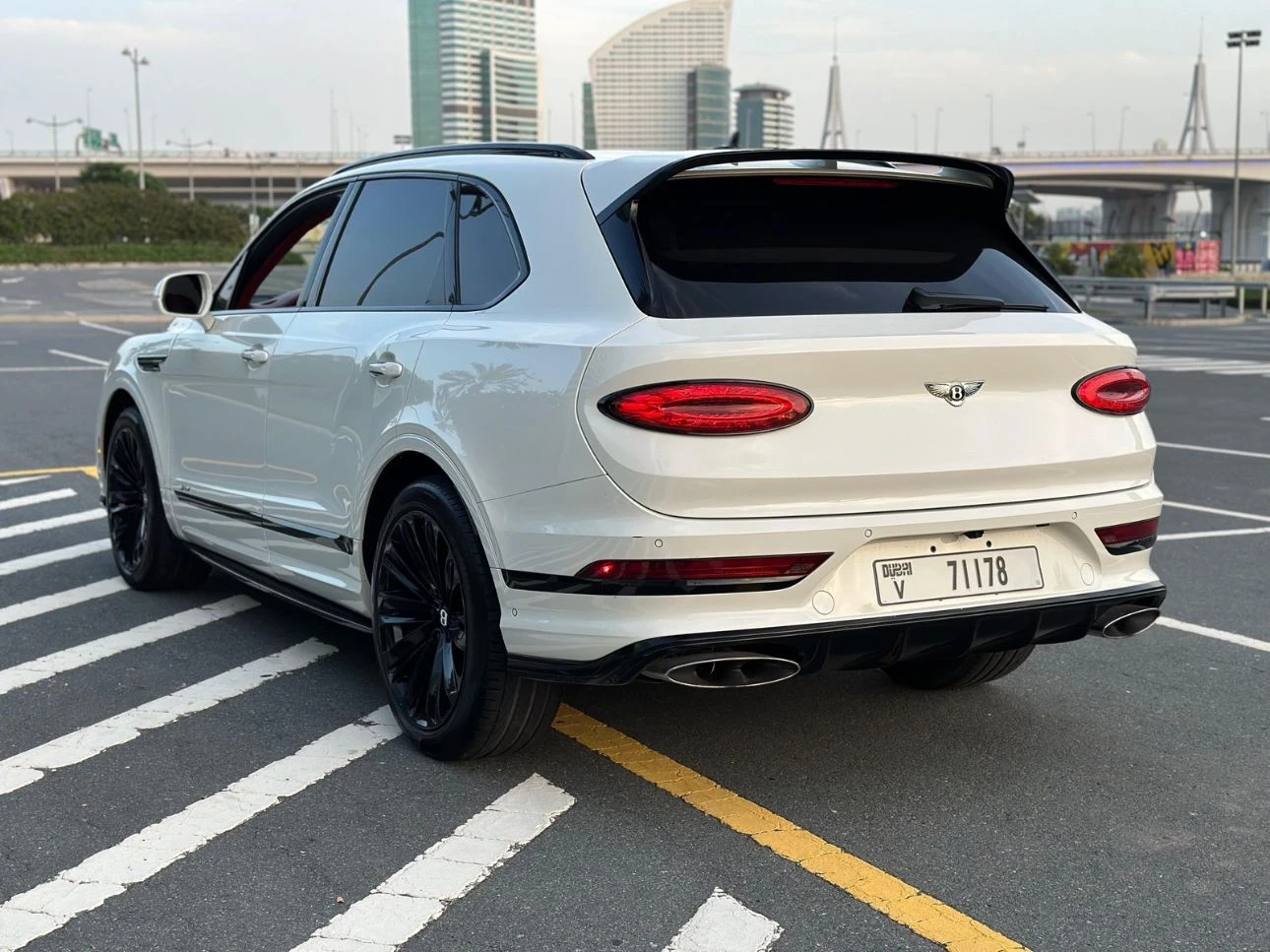 Bentley Bentley Bentayga rent in dubai 2022 - Luxury Car thumbnail NaN